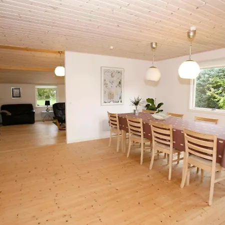 Feriehus Three-bedroom Holiday In Storvorde 18